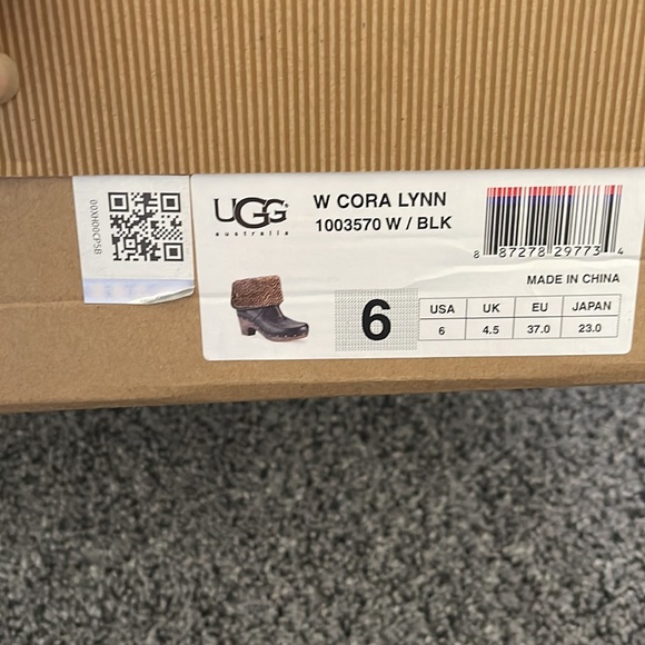 Ugg boots - Picture 2 of 9